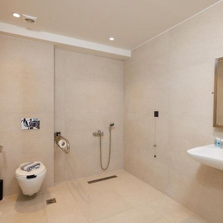 Deos Luxury Suites - Adults Only Херсонісос Екстер'єр фото